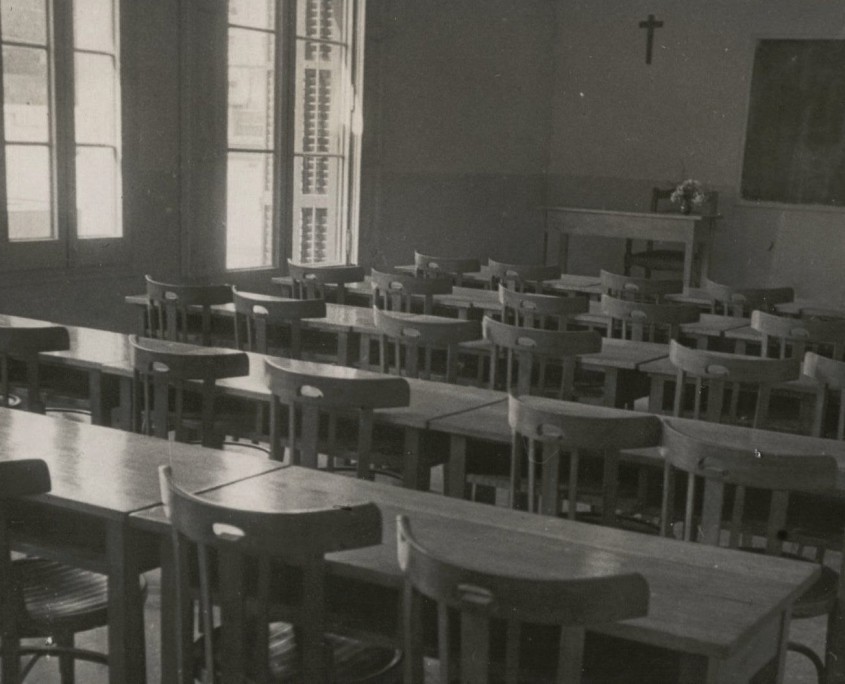 Institut Montserrat_edifici antig aula